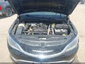 2015 Chrysler 200 — photo 10 of 17 | VIN 1C3CCCEG6FN668915