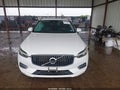 2020 Volvo XC60 — photo 12 of 16 | VIN YV4102RL8L1598184