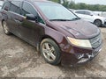 2011 Honda Odyssey — photo 12 of 22 | VIN 5FNRL5H92BB032080