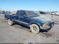 1998 Chevrolet S-10 — photo 1 of 17 | VIN 1GCCS19XXW8232385