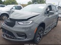 2022 Chrysler Pacifica — photo 2 of 15 | VIN 2C4RC1BG3NR213360