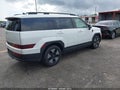 2025 Hyundai Santa Fe Hybrid — photo 4 of 16 | VIN 5NMP2DG18SH022118