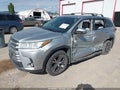 2018 Toyota Highlander — photo 2 of 17 | VIN 5TDBZRFH4JS898813