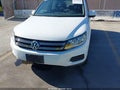 2017 Volkswagen Tiguan — photo 6 of 11 | VIN WVGAV7AX8HK002164