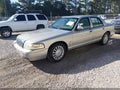 2009 Mercury Grand Marquis — photo 2 of 22 | VIN 2MEHM75V99X628124