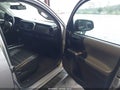 2017 Toyota Tacoma — photo 5 of 16 | VIN 5TFAZ5CN4HX052734