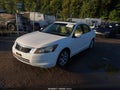 2010 Honda Accord — photo 2 of 17 | VIN 1HGCP2F79AA063040