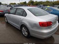 2011 Volkswagen Jetta — photo 3 of 11 | VIN 3VW2K7AJ5BM380016