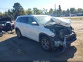 2015 Toyota Highlander — photo 1 of 17 | VIN 5TDKKRFH5FS069325