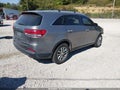 2017 Kia Sorento — photo 4 of 17 | VIN 5XYPGDA31HG284075