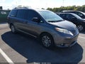 2011 Toyota Sienna — photo 1 of 16 | VIN 5TDYK3DC9BS058109