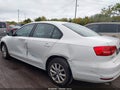 2015 Volkswagen Jetta — photo 6 of 11 | VIN 3VWD17AJ4FM331598
