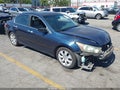 2010 Honda Accord — photo 1 of 13 | VIN 5KBCP3F80AB017909