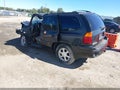 2004 GMC Envoy — photo 3 of 10 | VIN 1GKDT13S142195200