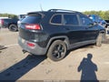 2018 Jeep Cherokee — photo 4 of 16 | VIN 1C4PJMCX3JD521610