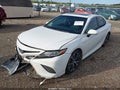 2018 Toyota Camry — photo 2 of 16 | VIN 4T1B11HK5JU534926