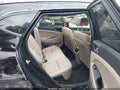 2017 Hyundai Tucson — photo 8 of 17 | VIN KM8J3CA24HU293477