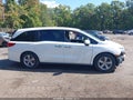 2018 Honda Odyssey — photo 14 of 17 | VIN 5FNRL6H76JB050374