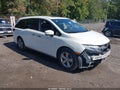 2018 Honda Odyssey — photo 1 of 17 | VIN 5FNRL6H76JB050374