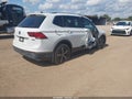 2019 Volkswagen Tiguan — photo 4 of 16 | VIN 3VV2B7AX2KM048611