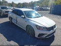 2017 Volkswagen Passat — photo 1 of 16 | VIN 1VWDT7A38HC066183