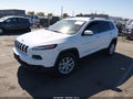 2018 Jeep Cherokee — photo 2 of 17 | VIN 1C4PJMCB3JD586316