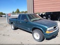 1998 Chevrolet S-10 — photo 1 of 11 | VIN 1GCDT19W6W8193223