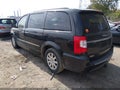 2015 Chrysler Town & Country — photo 3 of 16 | VIN 2C4RC1BG5FR513967