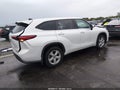 2022 Toyota Highlander — photo 4 of 16 | VIN 5TDCZRBH1NS561869