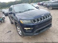 2018 Jeep Compass — photo 1 of 16 | VIN 3C4NJDBB2JT103529