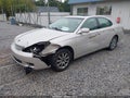 2004 Lexus ES 330 — photo 2 of 16 | VIN JTHBA30G645008521