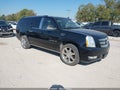 2012 Cadillac Escalade ESV — photo 1 of 16 | VIN 1GYS4JEF8CR317633