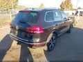 2017 Volkswagen Touareg — photo 4 of 17 | VIN WVGRF7BP3HD003838