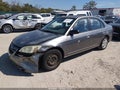 2005 Honda Civic — photo 2 of 11 | VIN 2HGES16515H594630