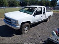 1996 Chevrolet GMT — photo 2 of 15 | VIN 1GCEC19R8TE191341