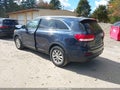 2016 Kia Sorento — photo 3 of 16 | VIN 5XYPGDA3XGG096802