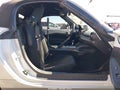 2016 Mazda MX-5 Miata — photo 5 of 15 | VIN JM1NDAC79G0106224