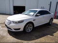 2015 Ford Taurus — photo 2 of 17 | VIN 1FAHP2F82FG129564