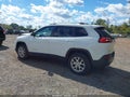 2017 Jeep Cherokee — photo 3 of 19 | VIN 1C4PJMCS3HW581986
