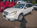 2011 Subaru Outback — photo 2 of 10 | VIN 4S4BRBKC2B3353967