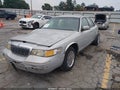 1998 Mercury Grand Marquis — photo 6 of 15 | VIN 2MEFM74W6WX620222