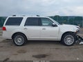 2017 Lincoln Navigator — photo 13 of 16 | VIN 5LMJJ2JT7HEL03323