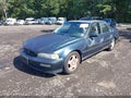 1994 Acura Legend — photo 2 of 11 | VIN JH4KA7683RC025951