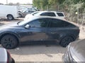 2024 Tesla Model Y — photo 14 of 18 | VIN 7SAYGDED2RF202597