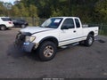 1999 Toyota Tacoma — photo 2 of 17 | VIN 4TAWN72N2XZ462221