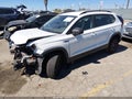 2022 Volkswagen Taos — photo 2 of 16 | VIN 3VVDX7B2XNM013221