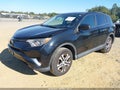 2018 Toyota RAV4 — photo 2 of 17 | VIN 2T3ZFREV1JW451501
