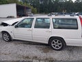2000 Volvo V70 — photo 14 of 16 | VIN YV1LW56D9Y2655397