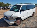 2000 Chevrolet Astro — photo 2 of 16 | VIN 1GNDM19W5YB170476