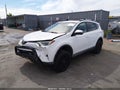 2018 Toyota RAV4 — photo 2 of 15 | VIN 2T3RFREVXJW789351